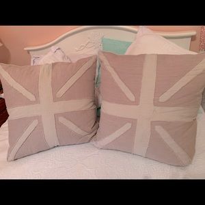 2 fashion pillows. Union Jack.